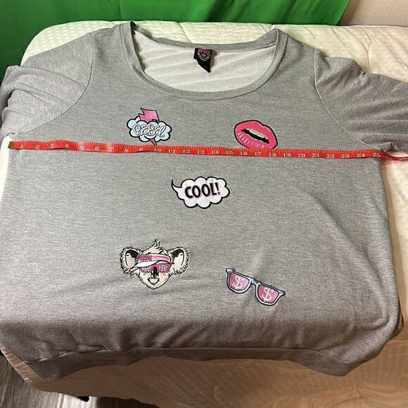 Rebel Wilson For Torrid Patch Sweatshirt Gray Size 2/2X. - Picture 8 of 16